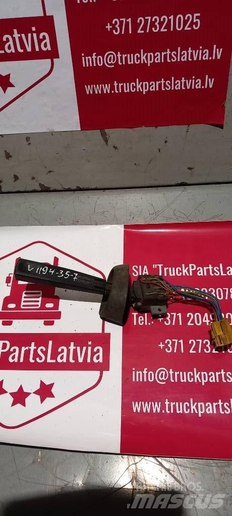 Volvo FH 12.   1624133 Cabine e interni