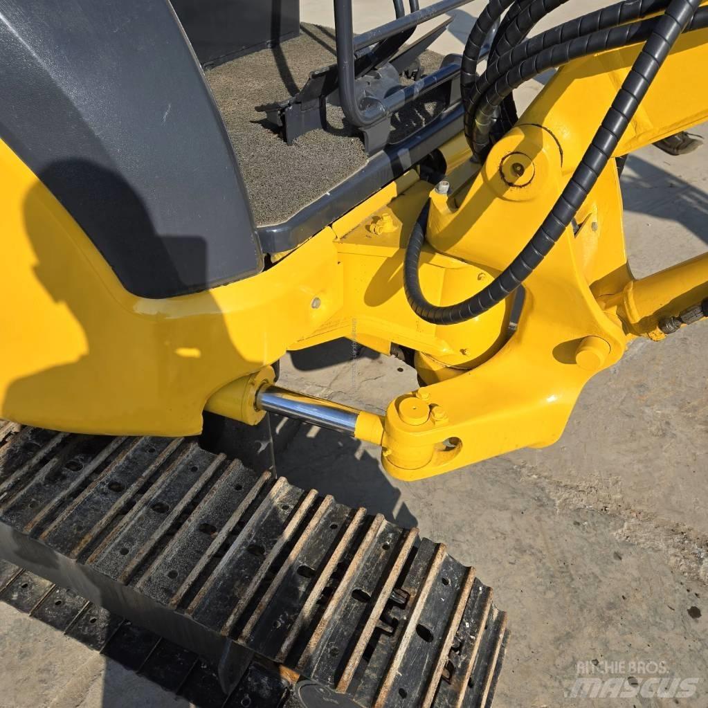 Komatsu PC 35 Miniescavatori