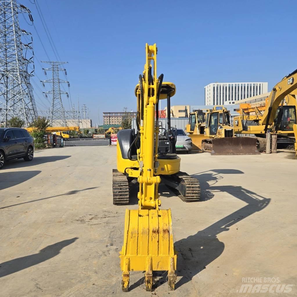 Komatsu PC 35 Miniescavatori
