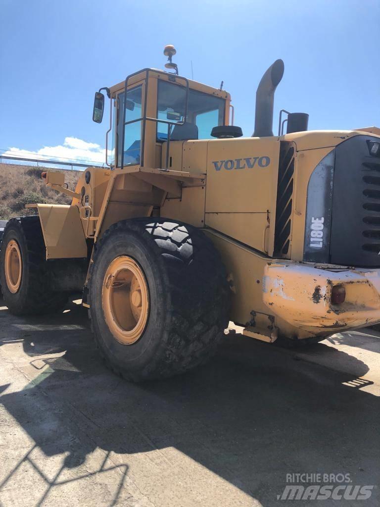 Volvo L 180 E Pale gommate