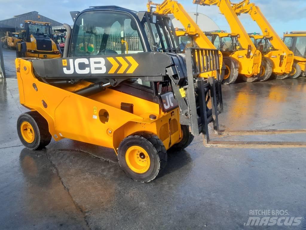 JCB TLT 35 D 4WD Sollevatori telescopici