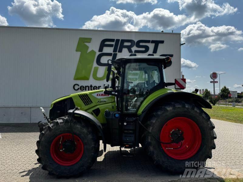 CLAAS AXION 830 Trattori