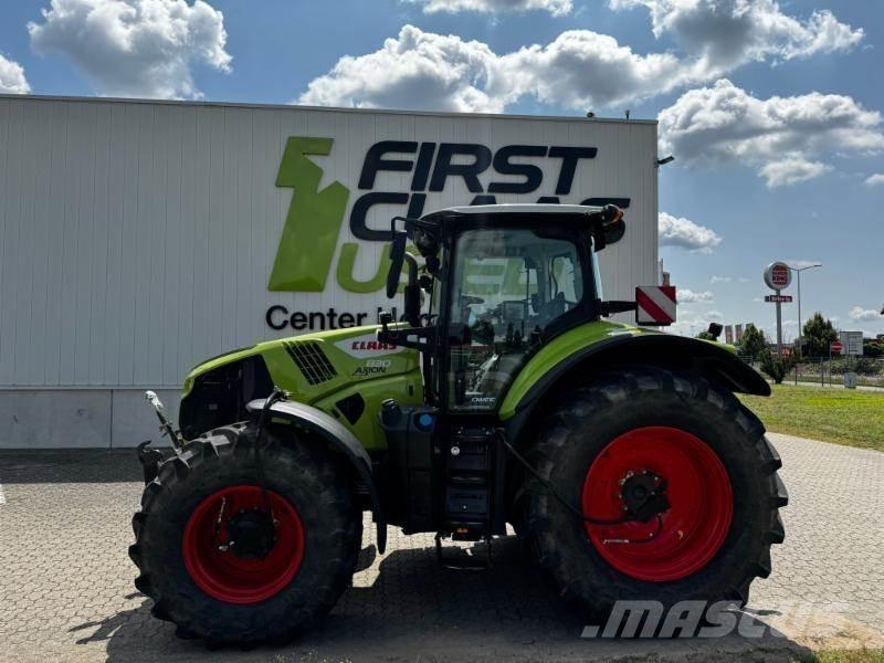 CLAAS AXION 830 Trattori