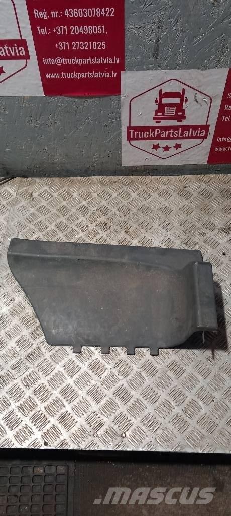 Scania 94 D.   1390074 Cabine e interni