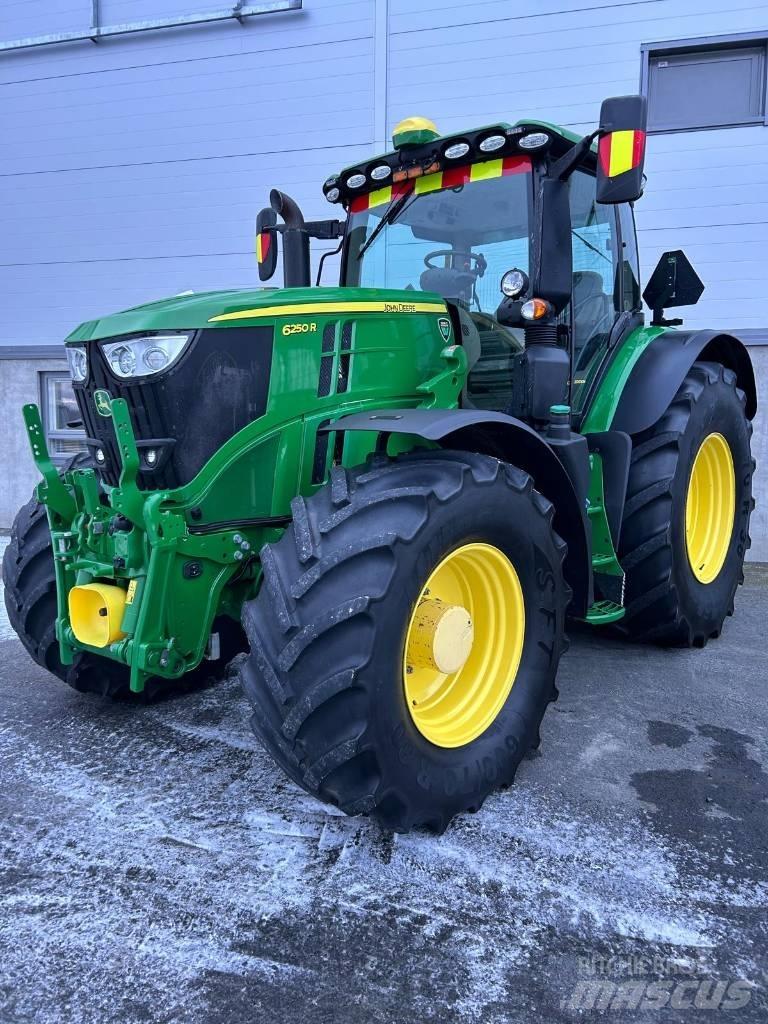 John Deere 6250 R Trattori