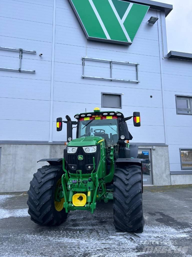 John Deere 6250 R Trattori