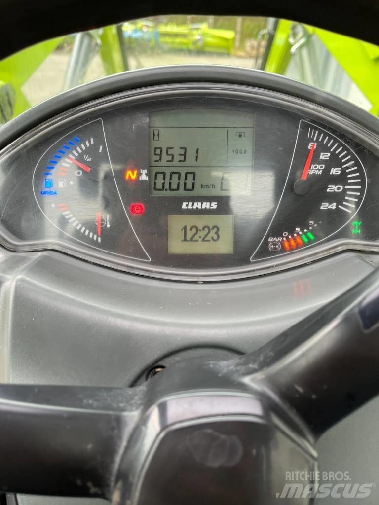 CLAAS Arion 420 CIS Trattori