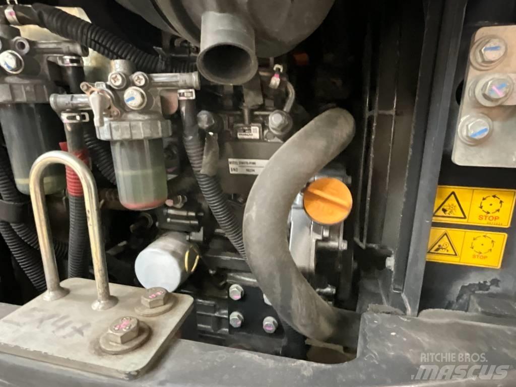 Hitachi ZX 19 U-5 A Miniescavatori