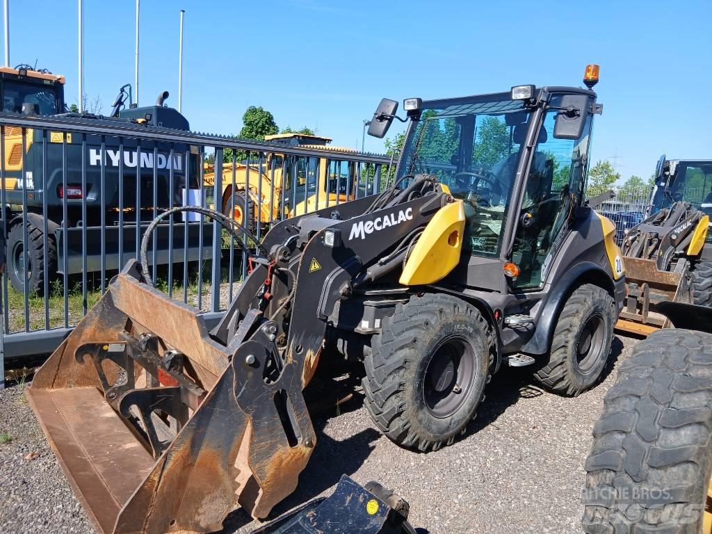 Mecalac AS 750 Pale gommate
