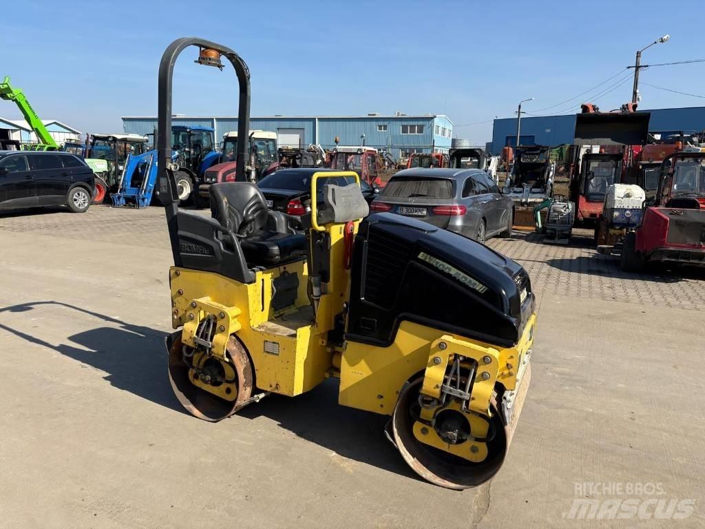 Bomag BW 100 AD-5 Rulli a doppio tamburo