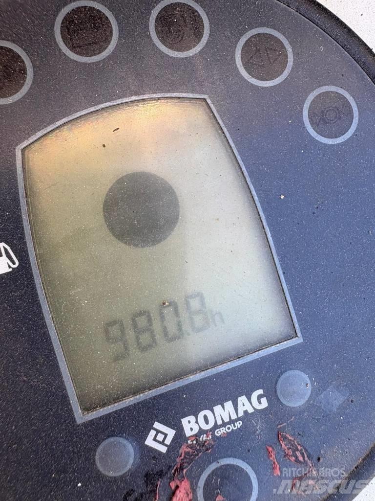 Bomag BW 100 AD-5 Rulli a doppio tamburo