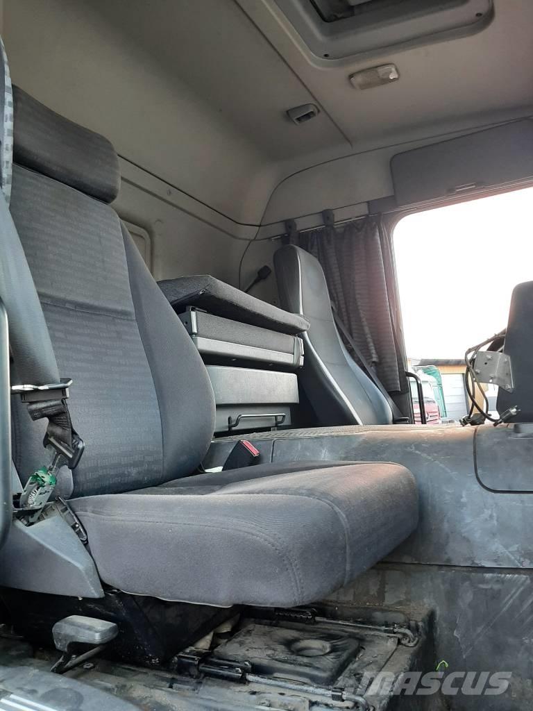 Scania P 420 Camion portacontainer