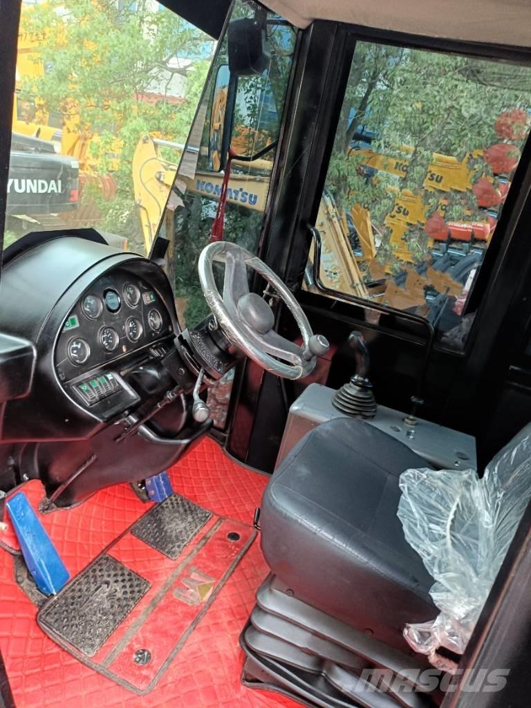 CAT 950 H Pale gommate