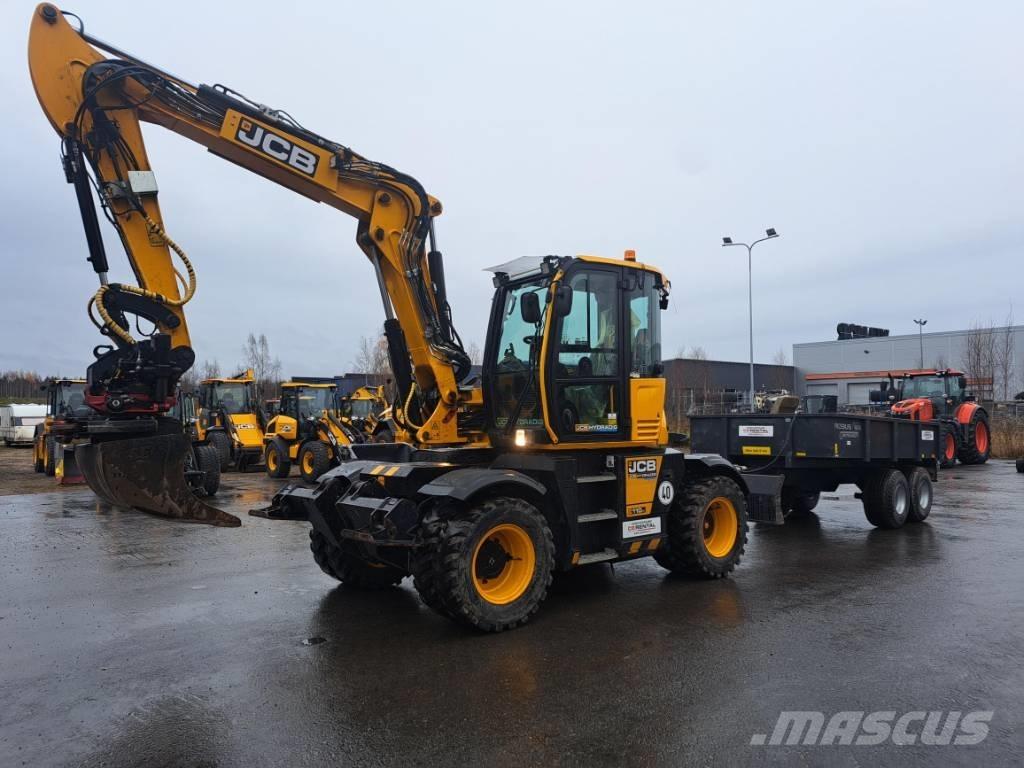 JCB Hydradig Escavatori gommati