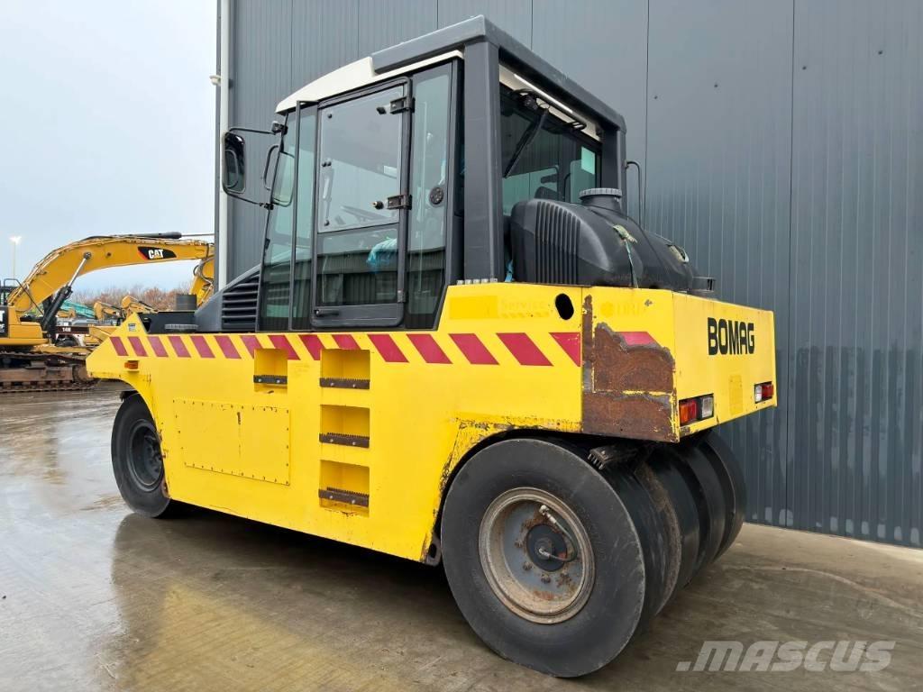 Bomag BW24R Rulli gommati