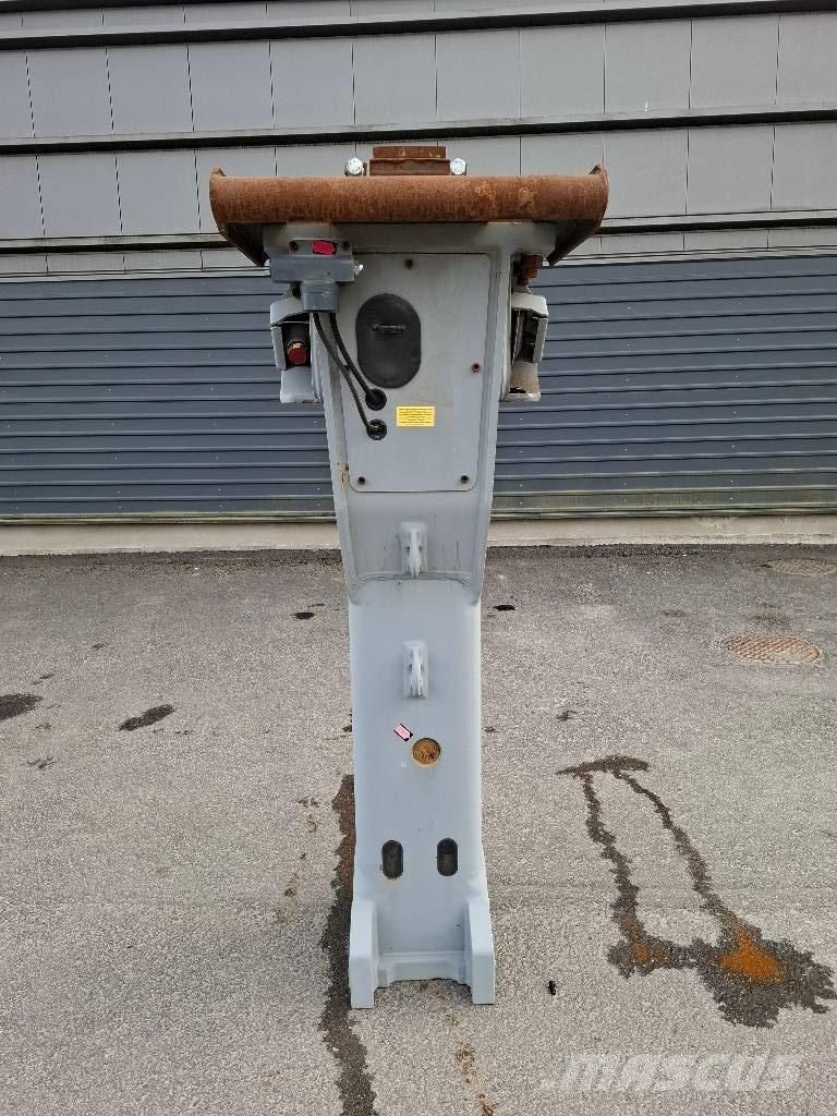 Epiroc EC 155CL Martelli - frantumatori