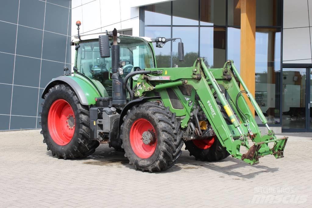 Fendt 724 S4 Trattori