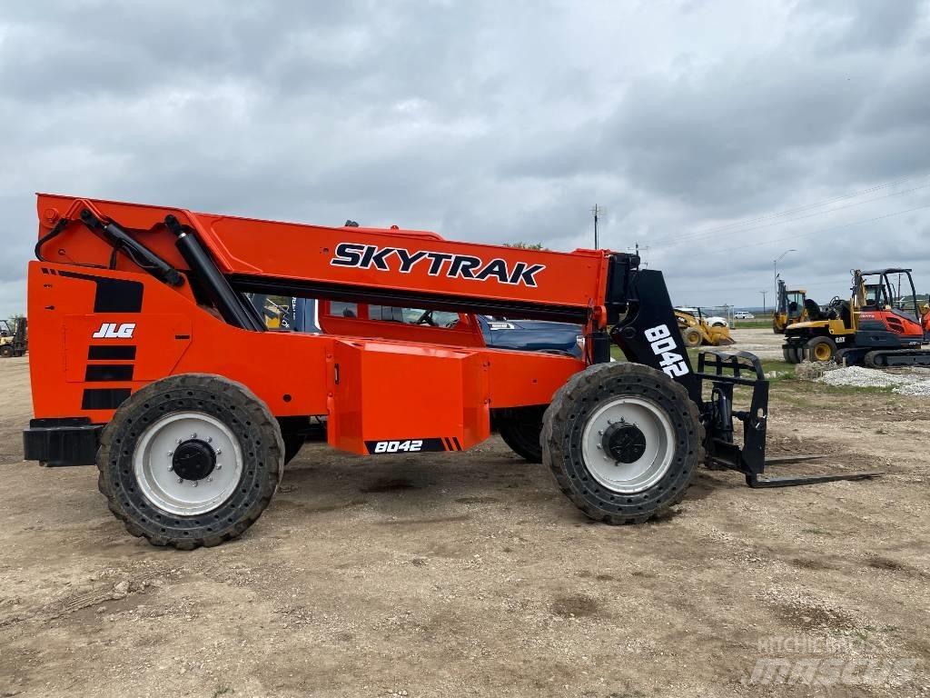 SkyTrak 8042 Sollevatori telescopici