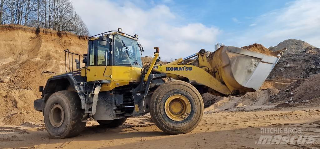 Komatsu WA 470-6LC Pale gommate