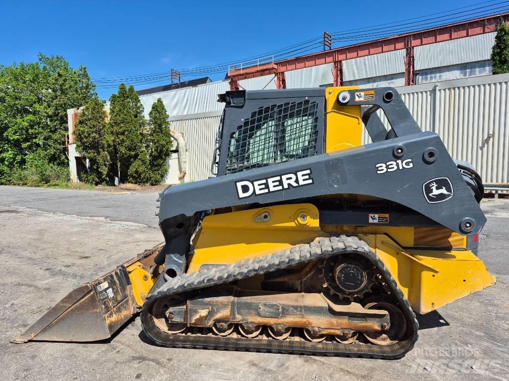 John Deere 331G Mini Pale Gommate