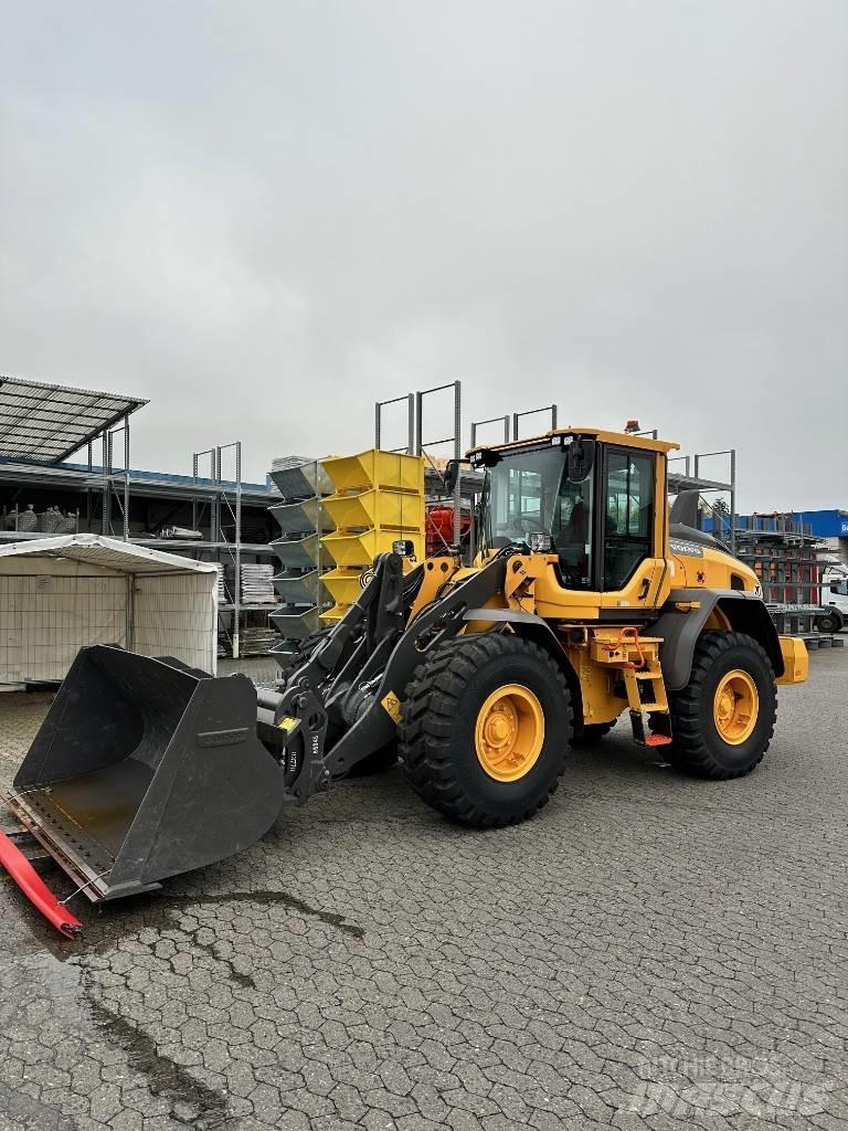 Volvo Radlader L60H Pale gommate