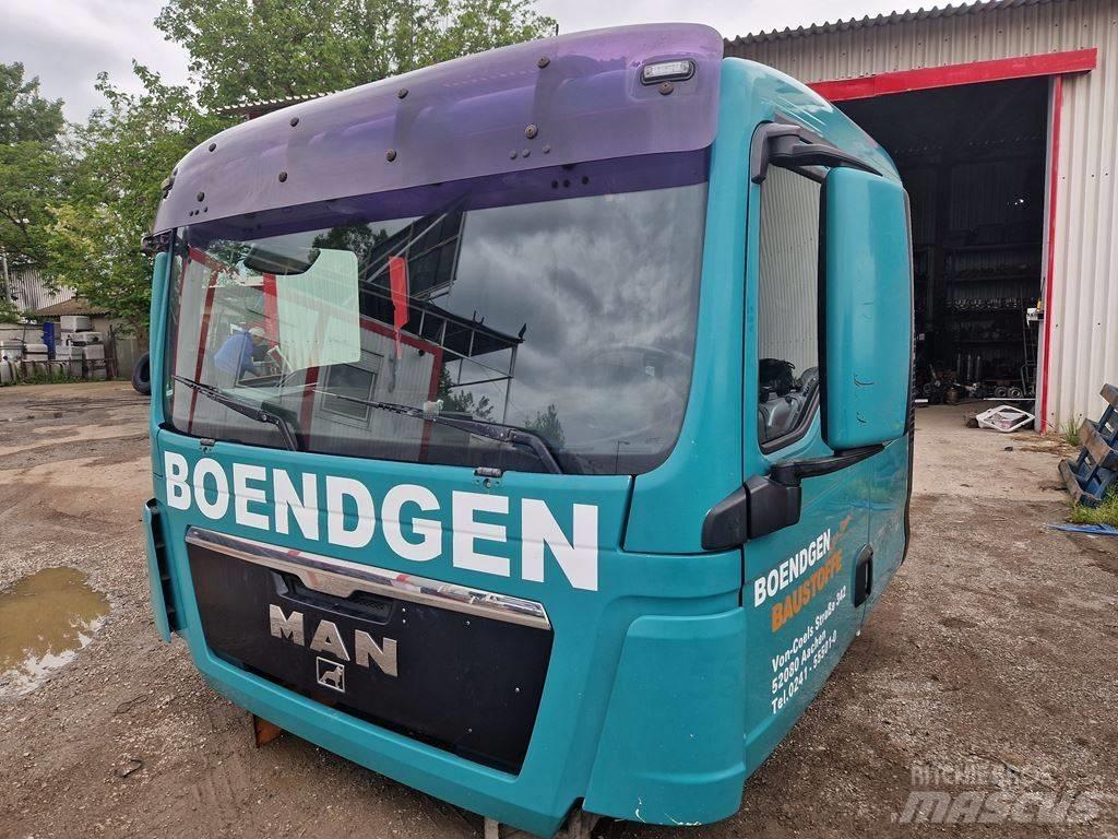 MAN TGX 26.440 Cabine e interni
