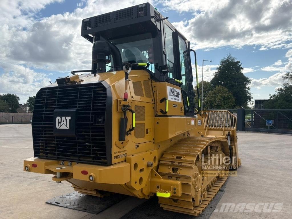 CAT 963 Pale cingolate