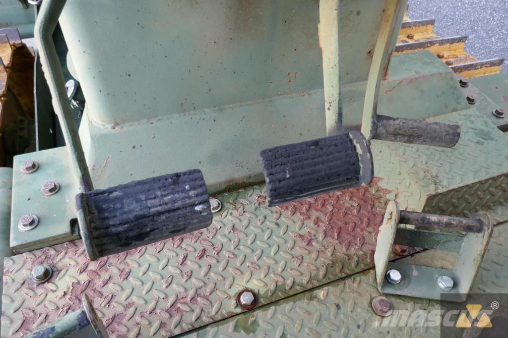 CAT D7G Ex-army Dozer cingolati