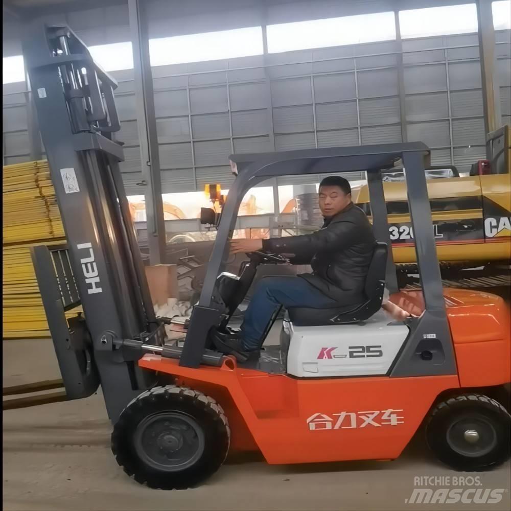 Heli CPC 25 Carrelli elevatori diesel