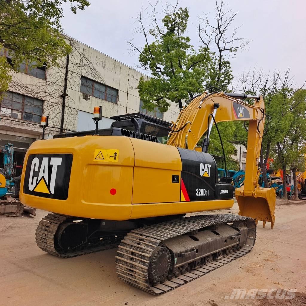 CAT 320 D 2 L Escavatori cingolati