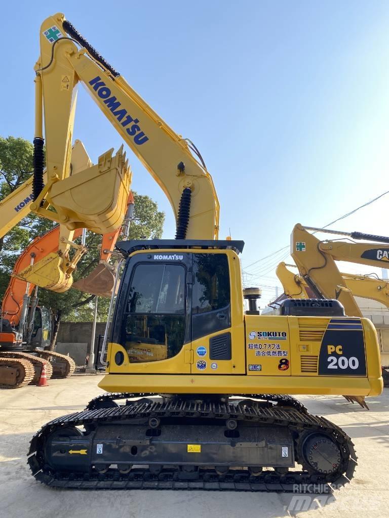 Komatsu PC200 Escavatori cingolati