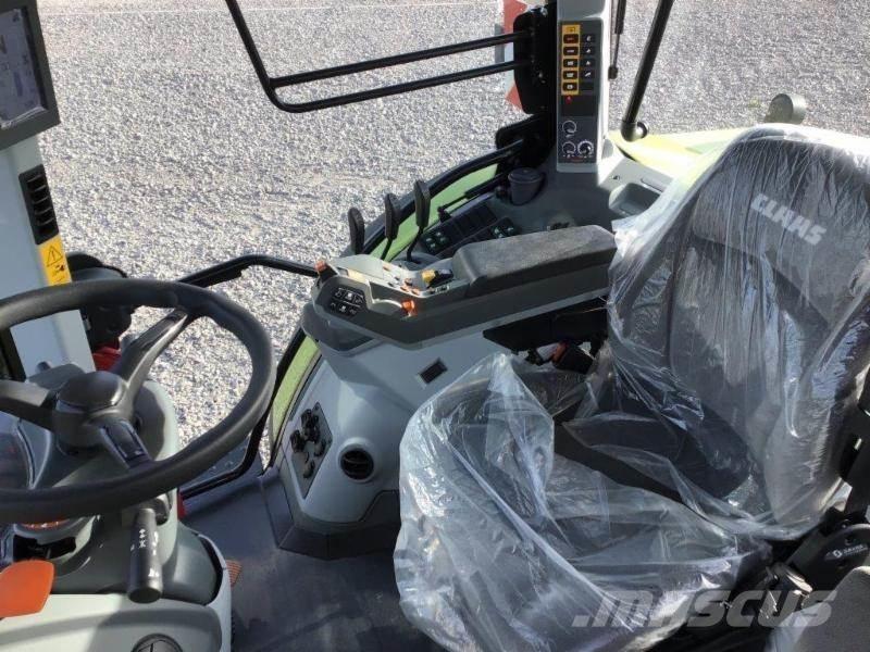 CLAAS ARION 530 Trattori