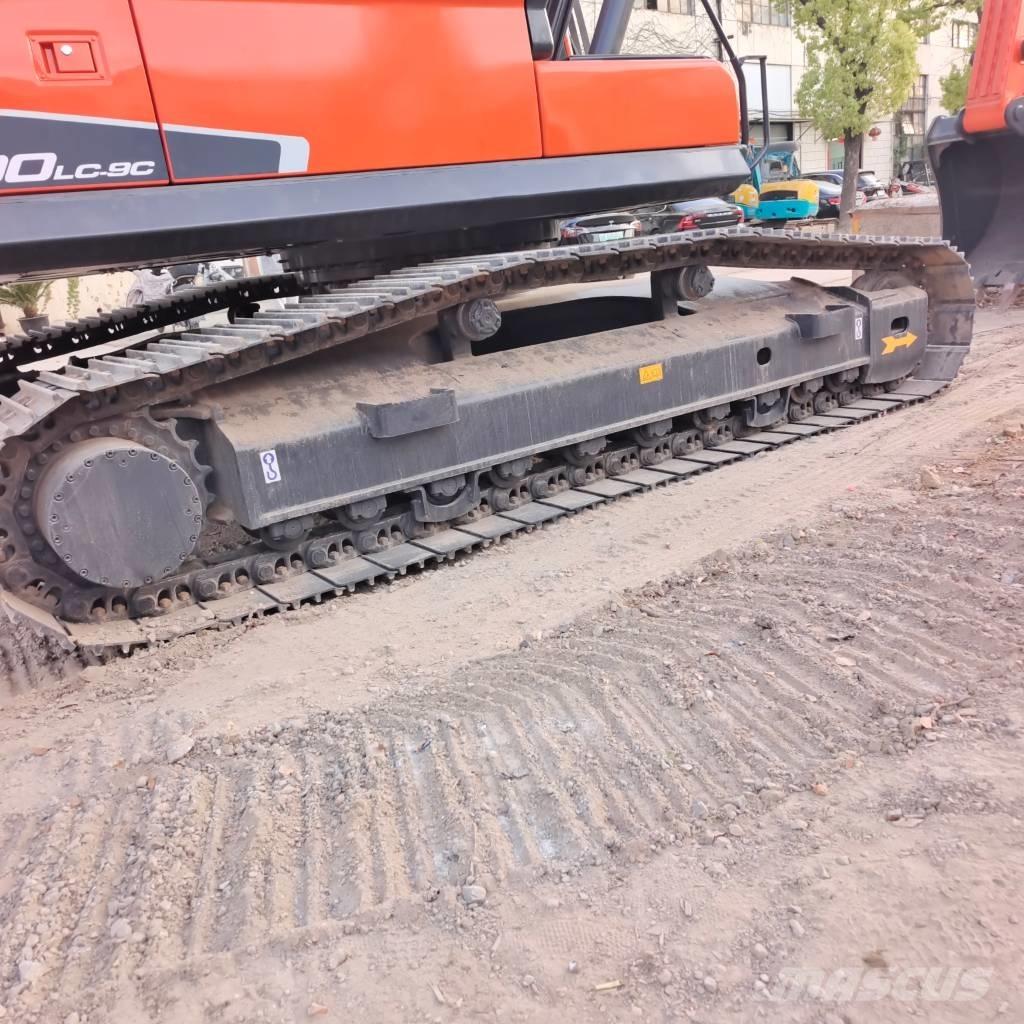 Doosan DX 300LC-9C Escavatori cingolati