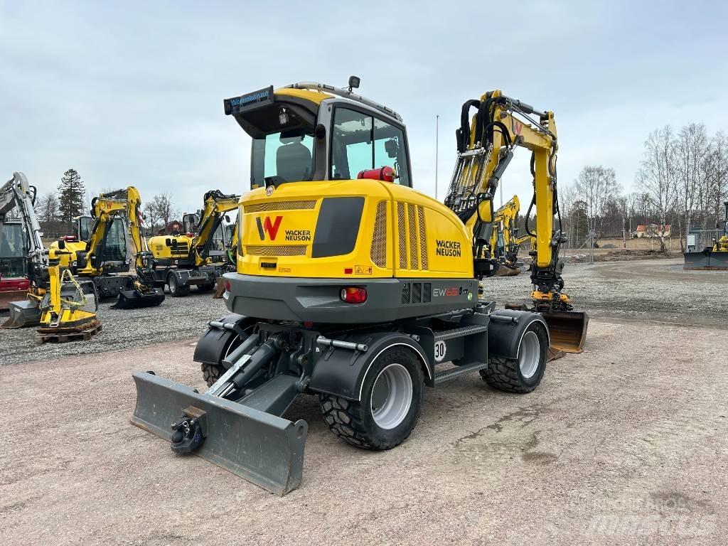 Wacker Neuson EW65 Escavatori gommati