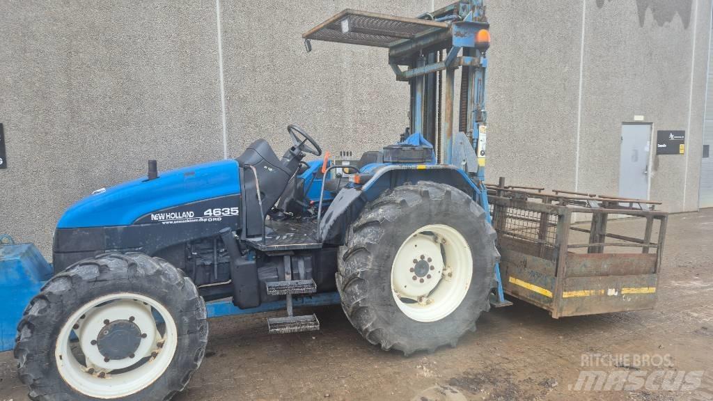 New Holland 4635 Trattori