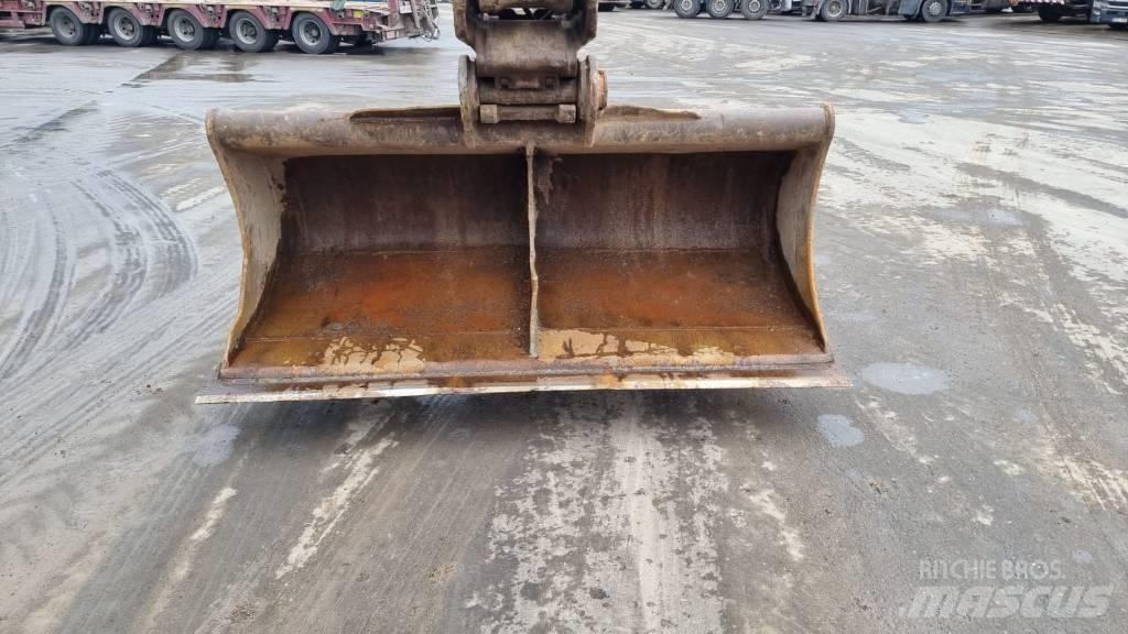 JCB 220 XL Escavatori cingolati