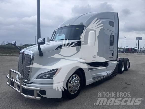 Kenworth T680 Motrici e Trattori Stradali