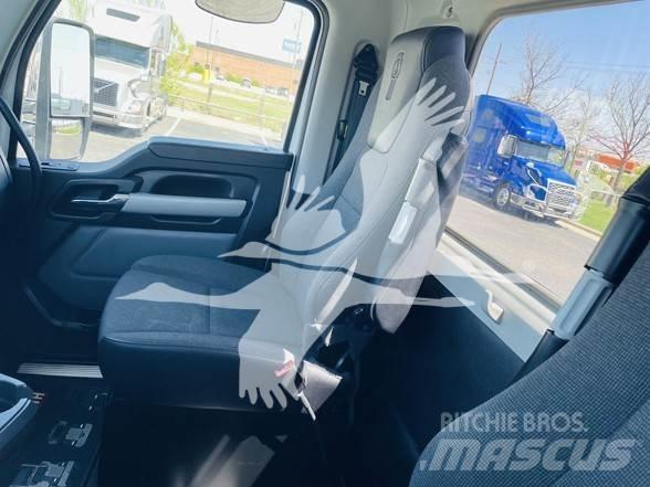 Kenworth T680 Motrici e Trattori Stradali