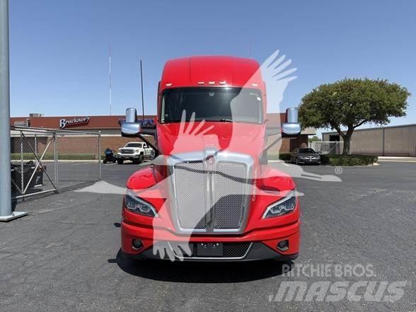 Kenworth T680 Motrici e Trattori Stradali