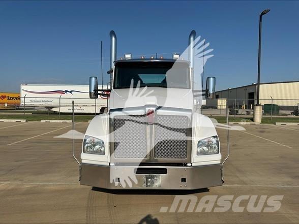 Kenworth T880 Motrici e Trattori Stradali