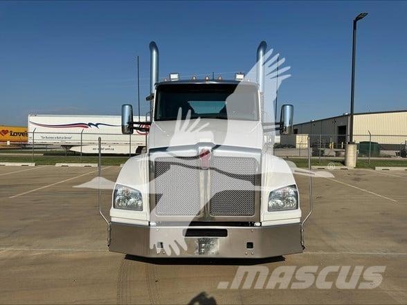 Kenworth T880 Motrici e Trattori Stradali