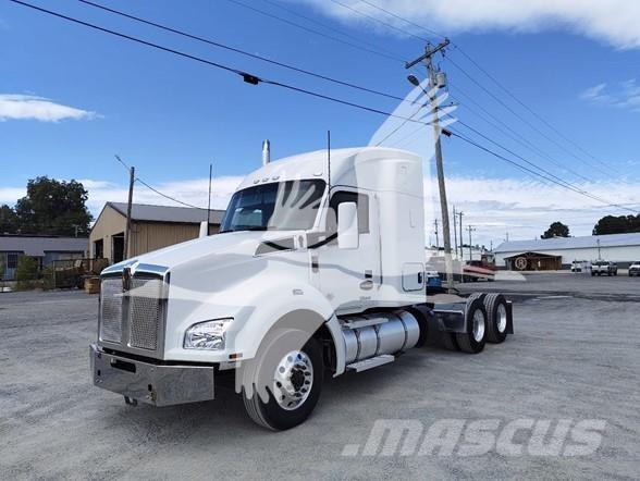 Kenworth T880 Motrici e Trattori Stradali