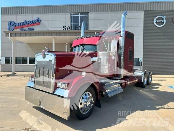 Kenworth W900L Motrici e Trattori Stradali