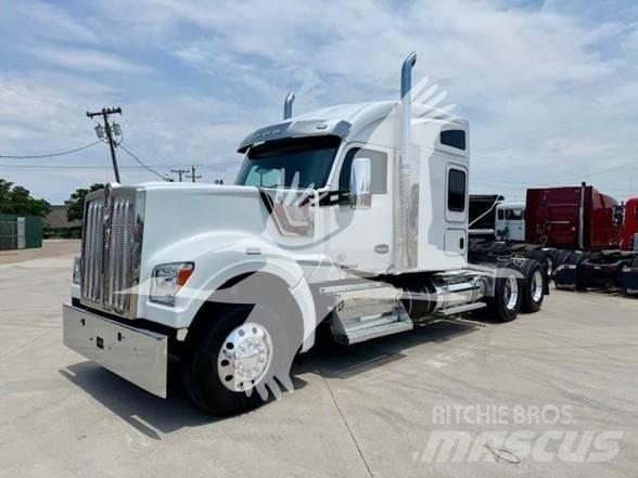 Kenworth W990 Motrici e Trattori Stradali