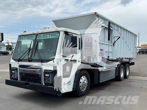 Mack LR64 Costruzioni - Altro