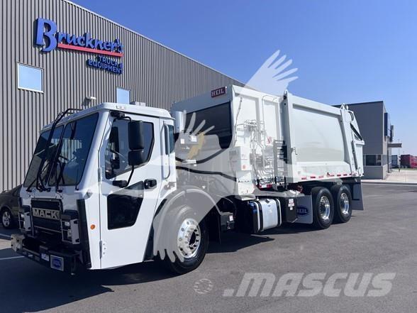 Mack LR64R Camion dei rifiuti