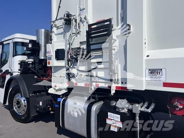 Mack LR64R Camion dei rifiuti