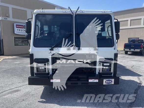 Mack LR64R Camion dei rifiuti