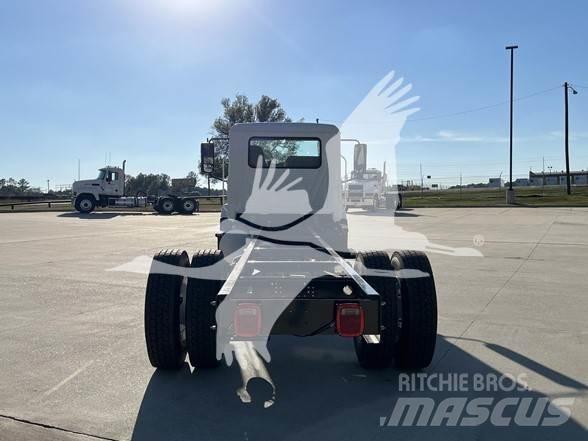 Mack MD6 Autocabinati