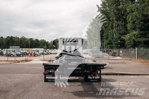 Mack MD6 Autocabinati